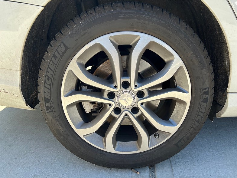 2015 MERCEDES-BENZ C CLASS 4D SEDAN C300 4MATIC