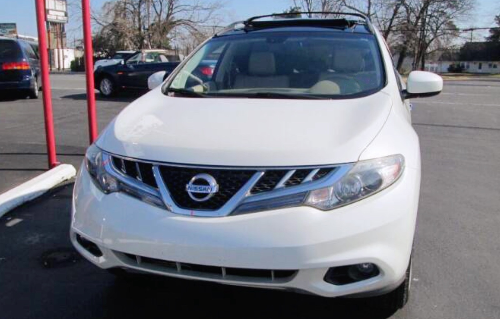 2011 Nissan Murano SL SUV fully equipped, priced at 11,995