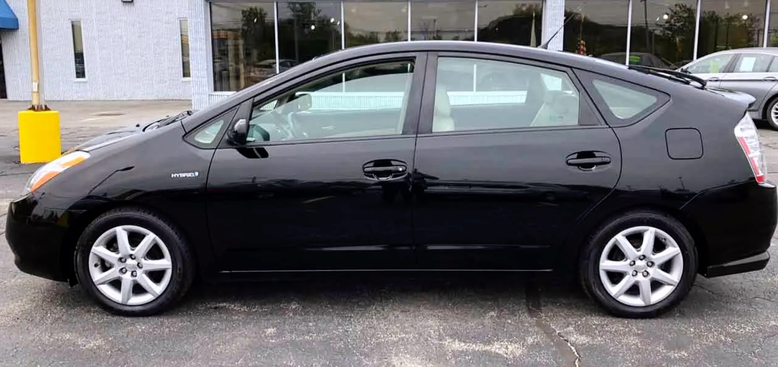 2009 Toyota Prius $6800