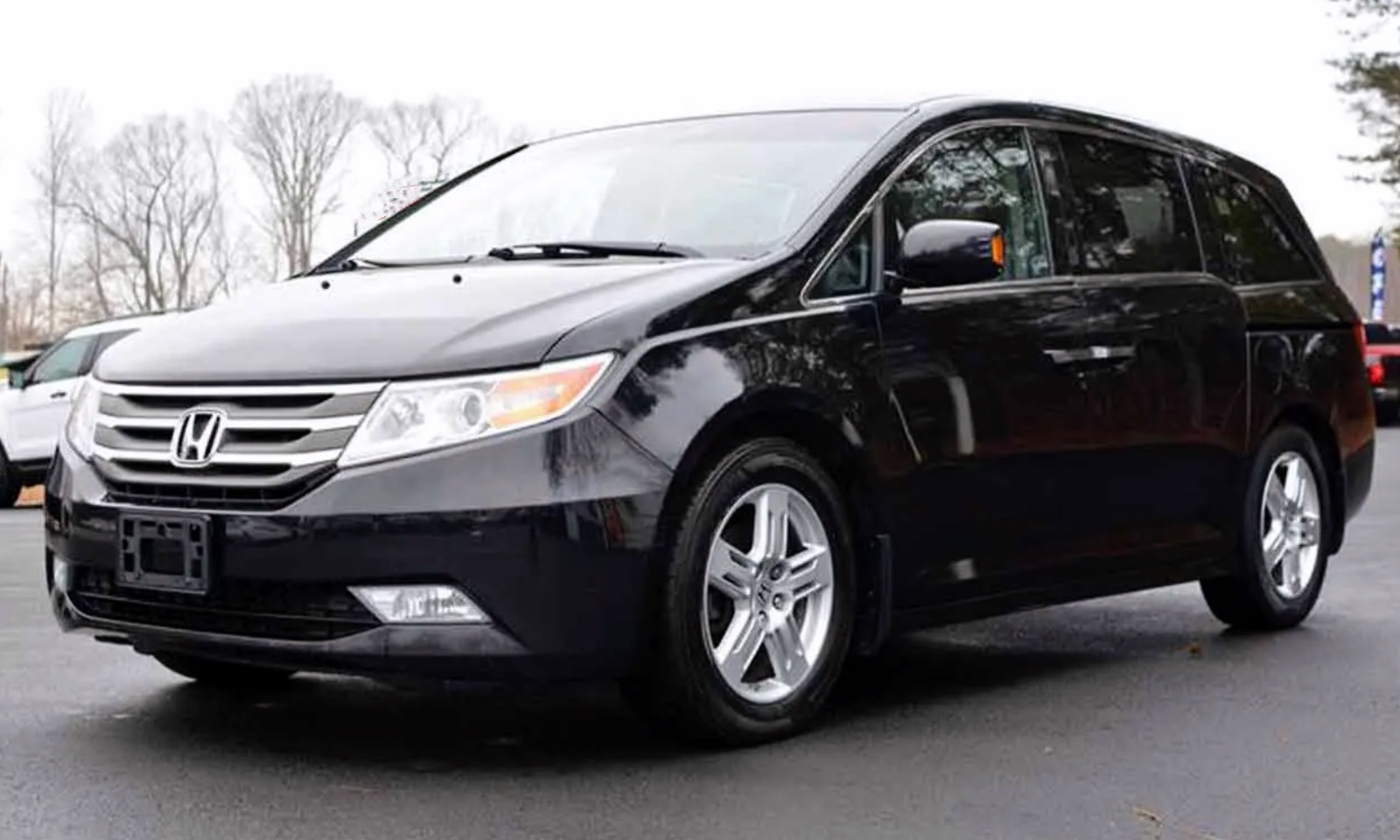 2012 Honda Odyssey EX-L priced at 14,980