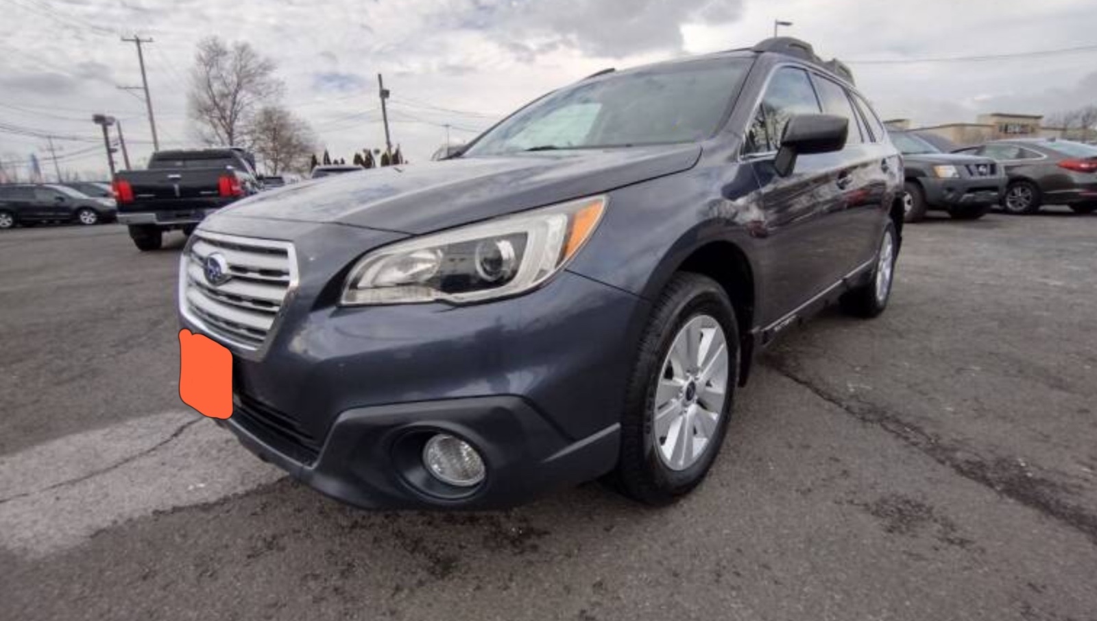 2017 Subaru Outback 2.5i Premium SUV priced at 22,750