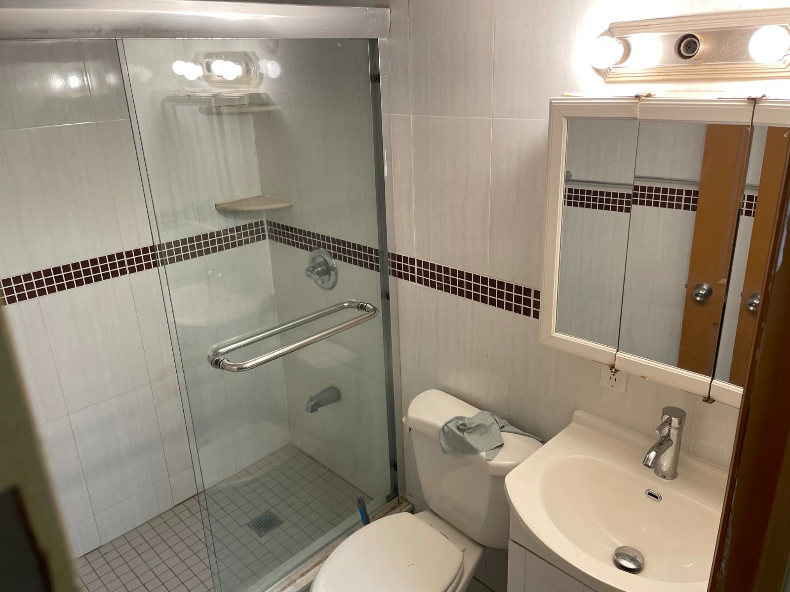 邮编11365 两室 三室 出租