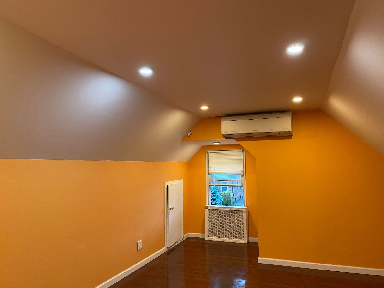 新鲜草原184St 好房急租