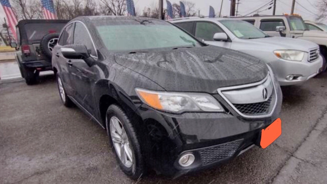 2015 Acura five-seater SUV priced at 16,800