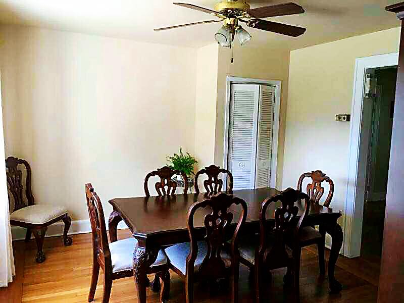 Bayside 26学区有1大房间出租 (非中介无需佣金!!!)