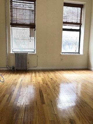 纽约曼哈顿唐人街附近一室一厅出租2300/月包水暖