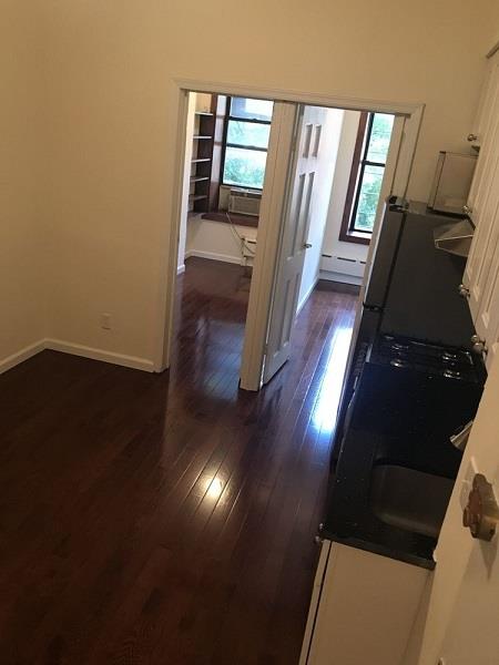 Wendy Wang推荐纽约市区可立即入住，好地段性价比高房