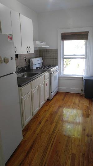 Wendy Wang推荐纽约皇后区近地铁别墅出租