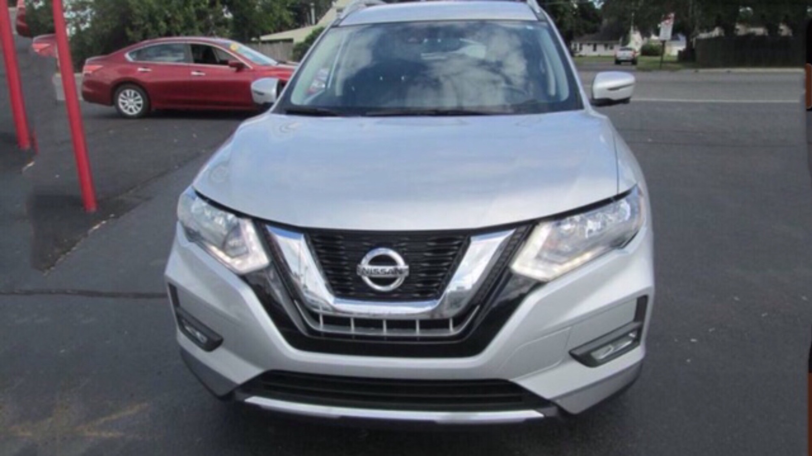 2017 Nissan Rogue SL Crossover, priced at 18,995