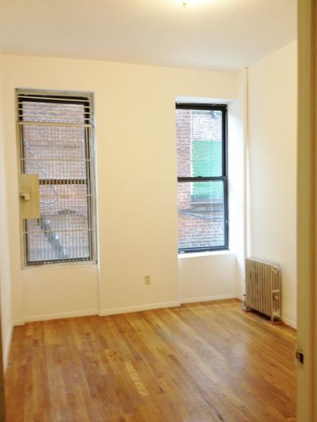 纽约曼哈顿东村两室一厅公寓出租_2900/月包水暖