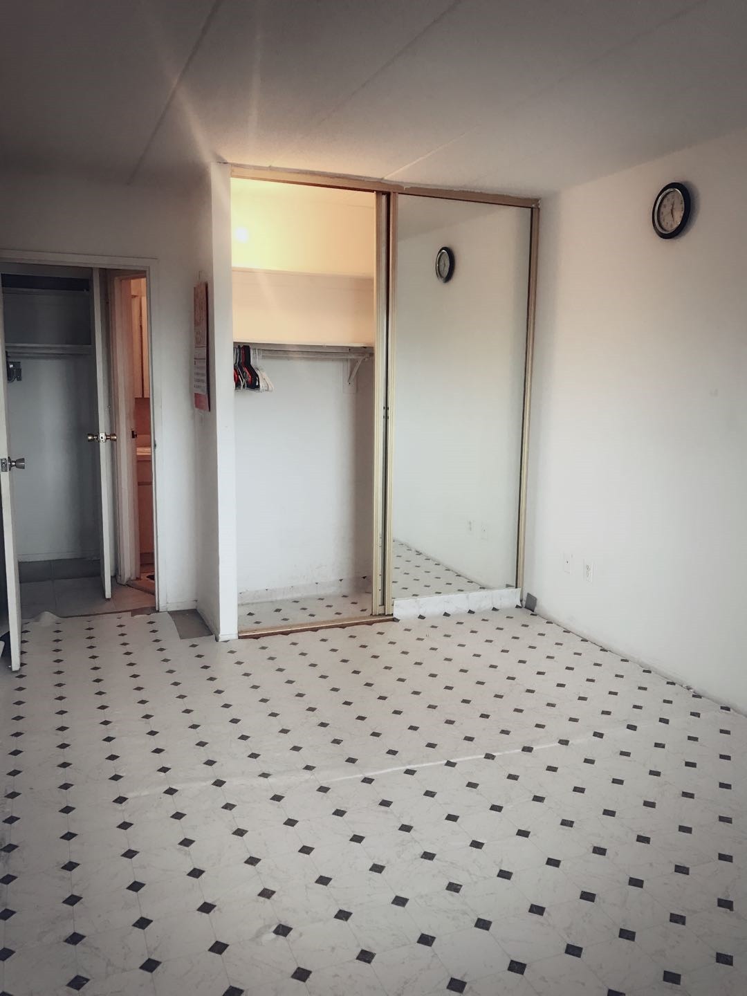 地理位置极佳 套房出租 随时入住