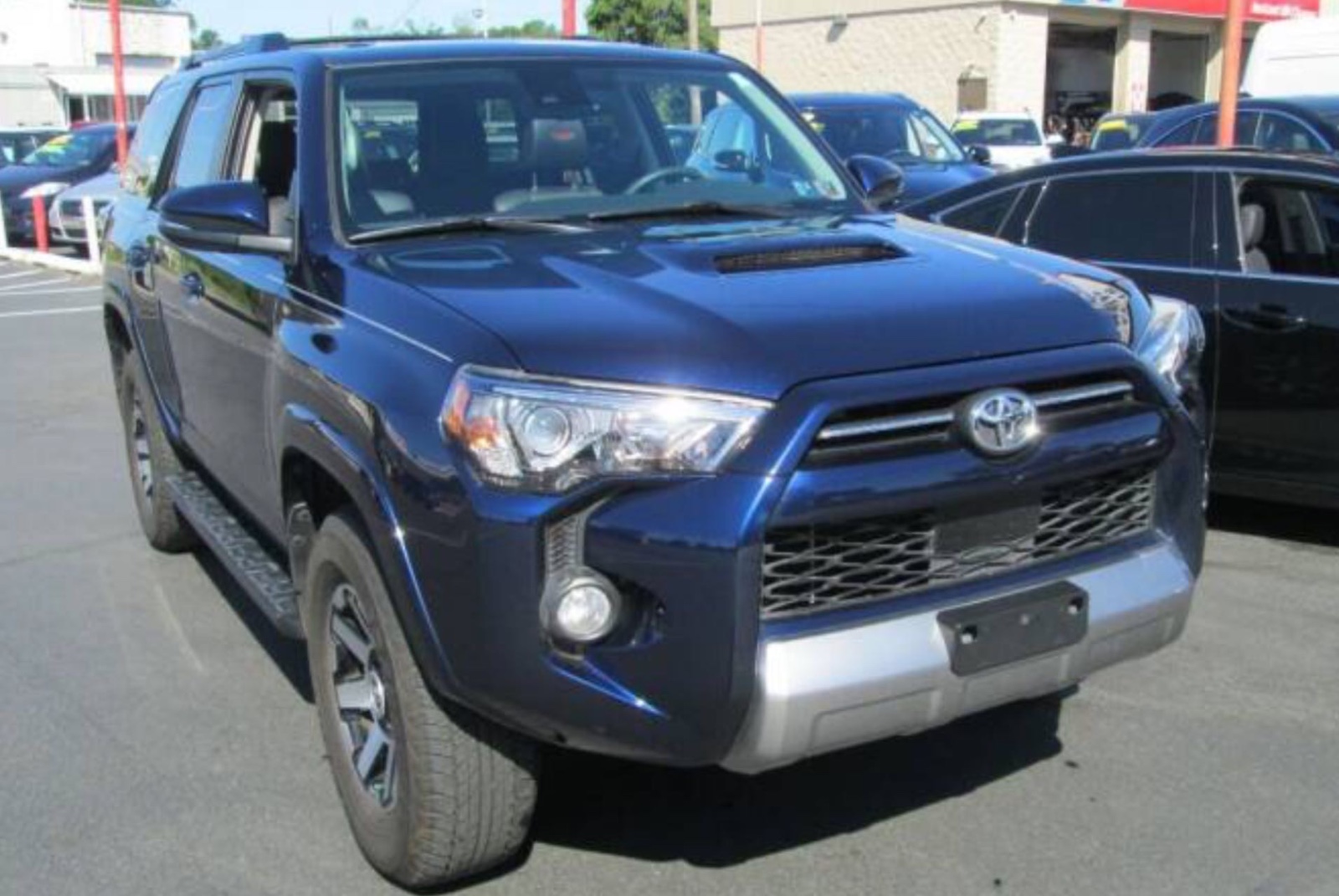 2020 Toyota 4Runner SUV priced at 41,995