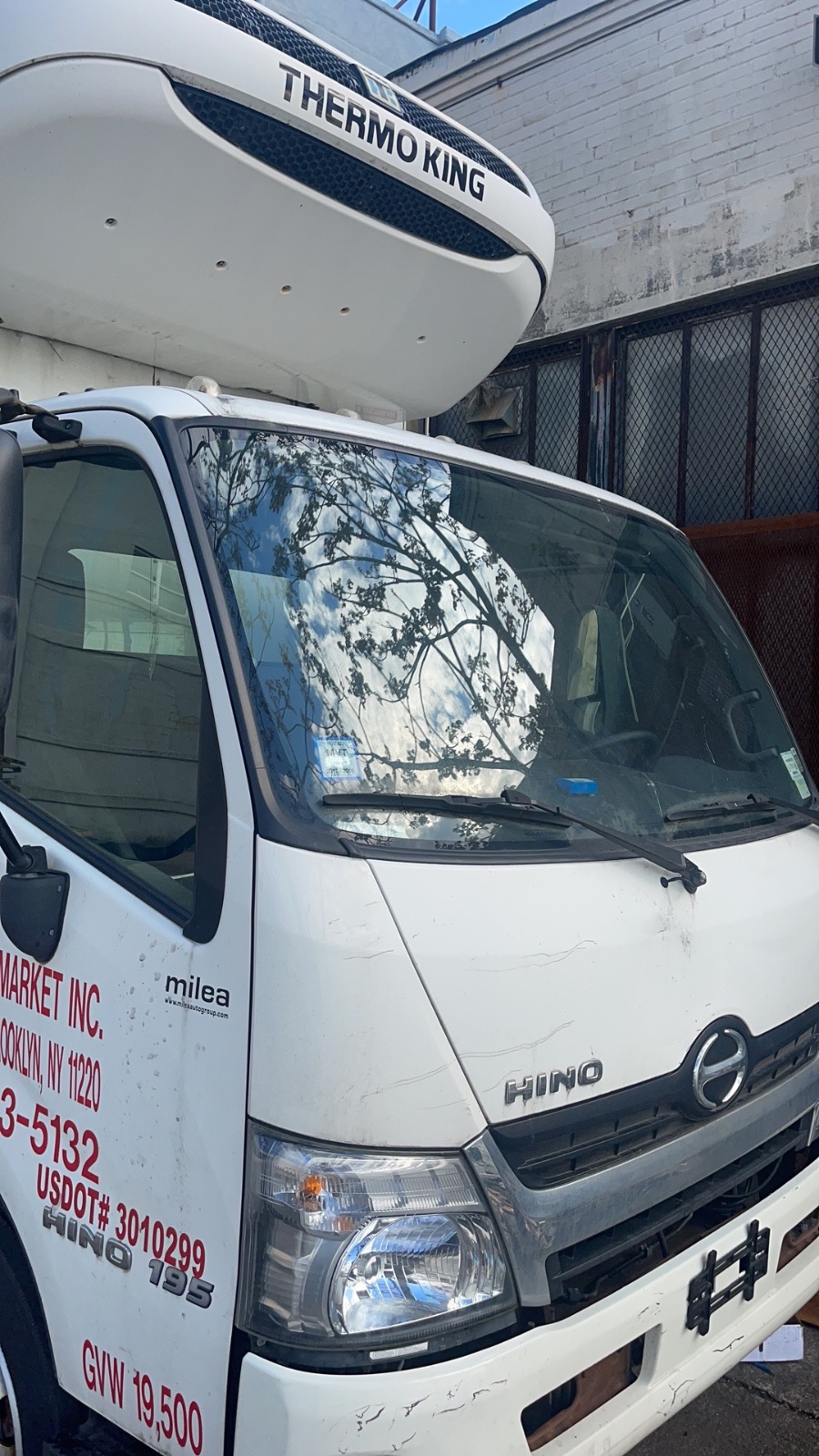 Very low mileage, nearly new [nearly new]