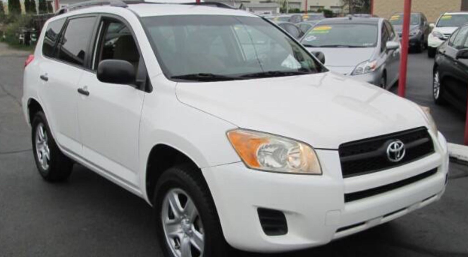 2009 Toyota RAV4 Toyota SUV five seats priced at 10,995