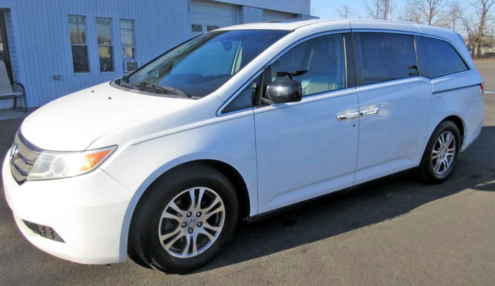 2011 Honda Odyssey EX-L Honda Odyssey eight seats, priced at 10,850
