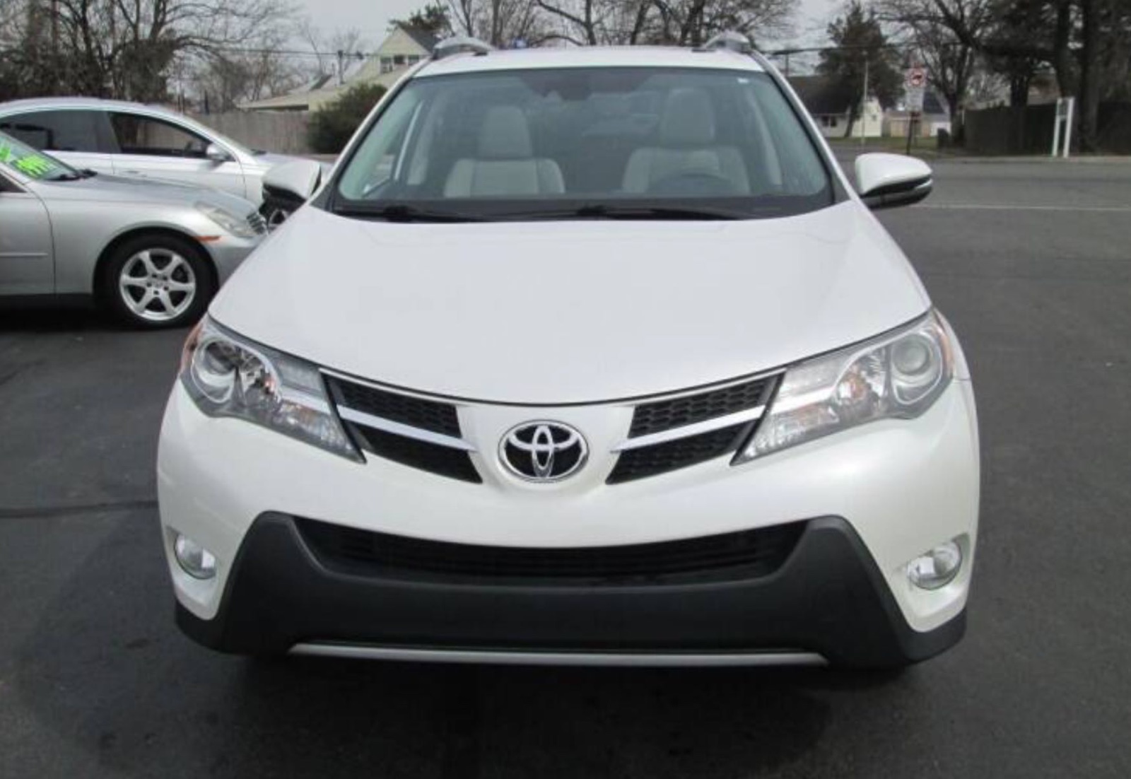 2015 Toyota RAV4 Limited first owner, no accidents, priced at 19,995