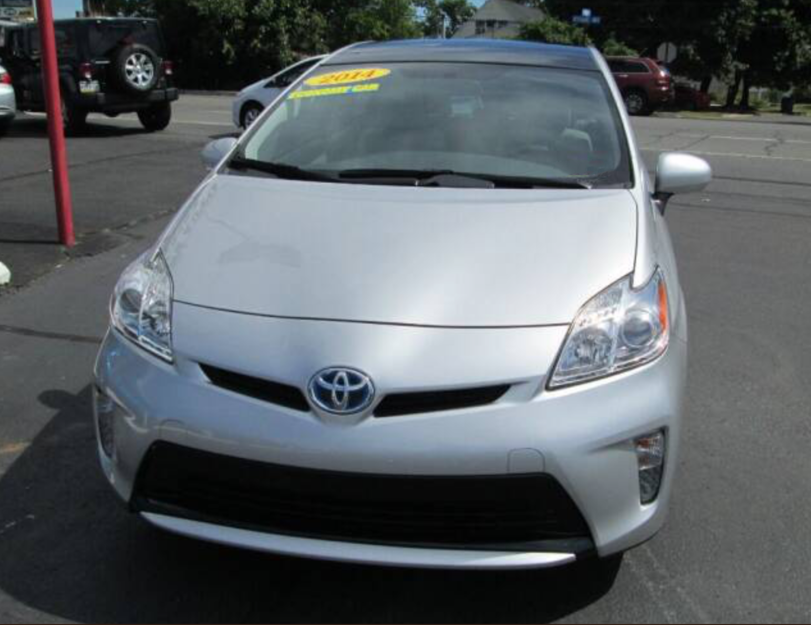 2014 Toyota Prius gasoline-electric hybrid sedan, priced at 15,995