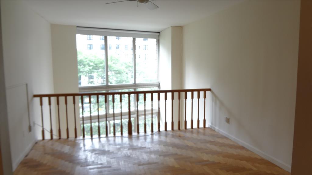 1 Bedrm Duplex-W 72nd St-Charming Near Cent Park