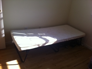 折叠单人床 Single Collapsible (foleing) Bed