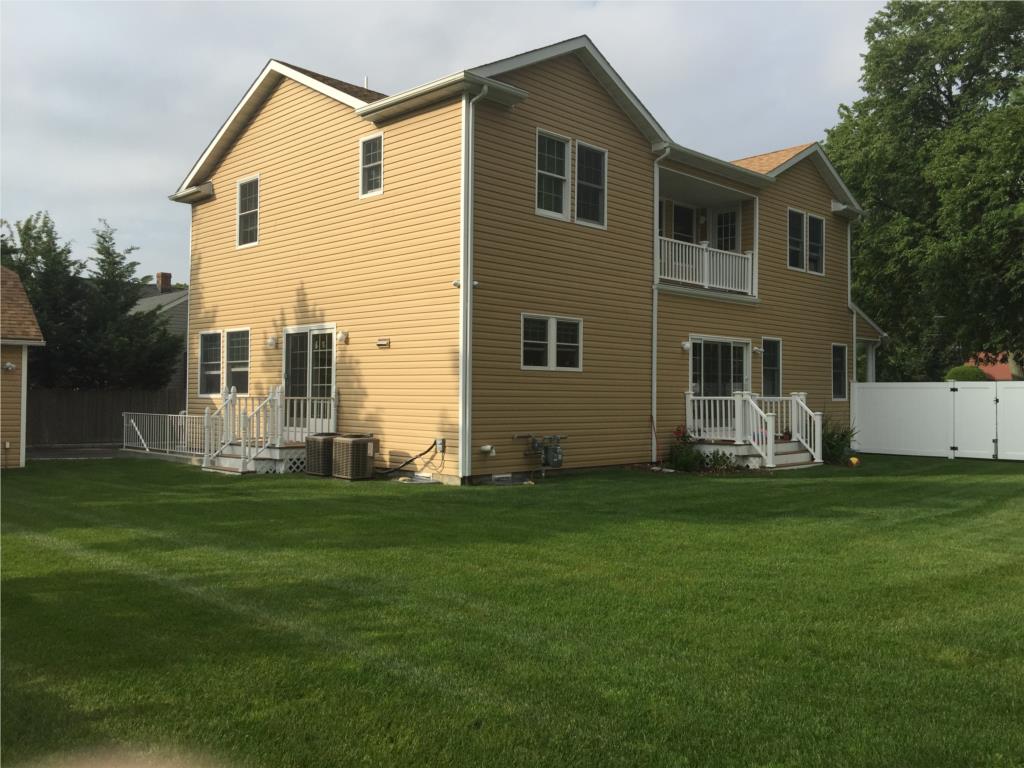 紐約州第一學區Jericho,二年新鑽石般漂亮殖民式大