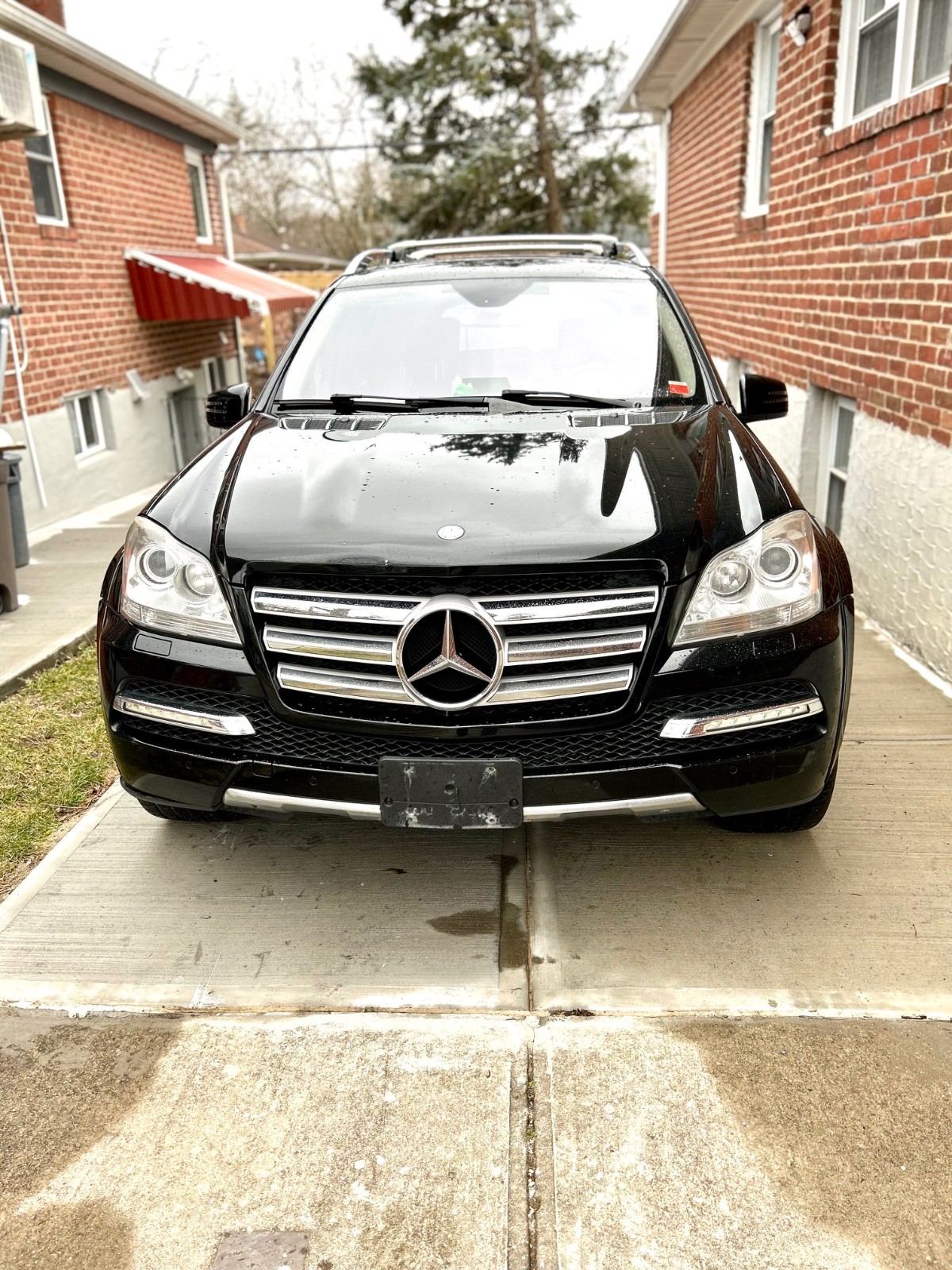 2012 Mercedes-Benz GL550 7-seat first-hand owner CLEAN CARFAX