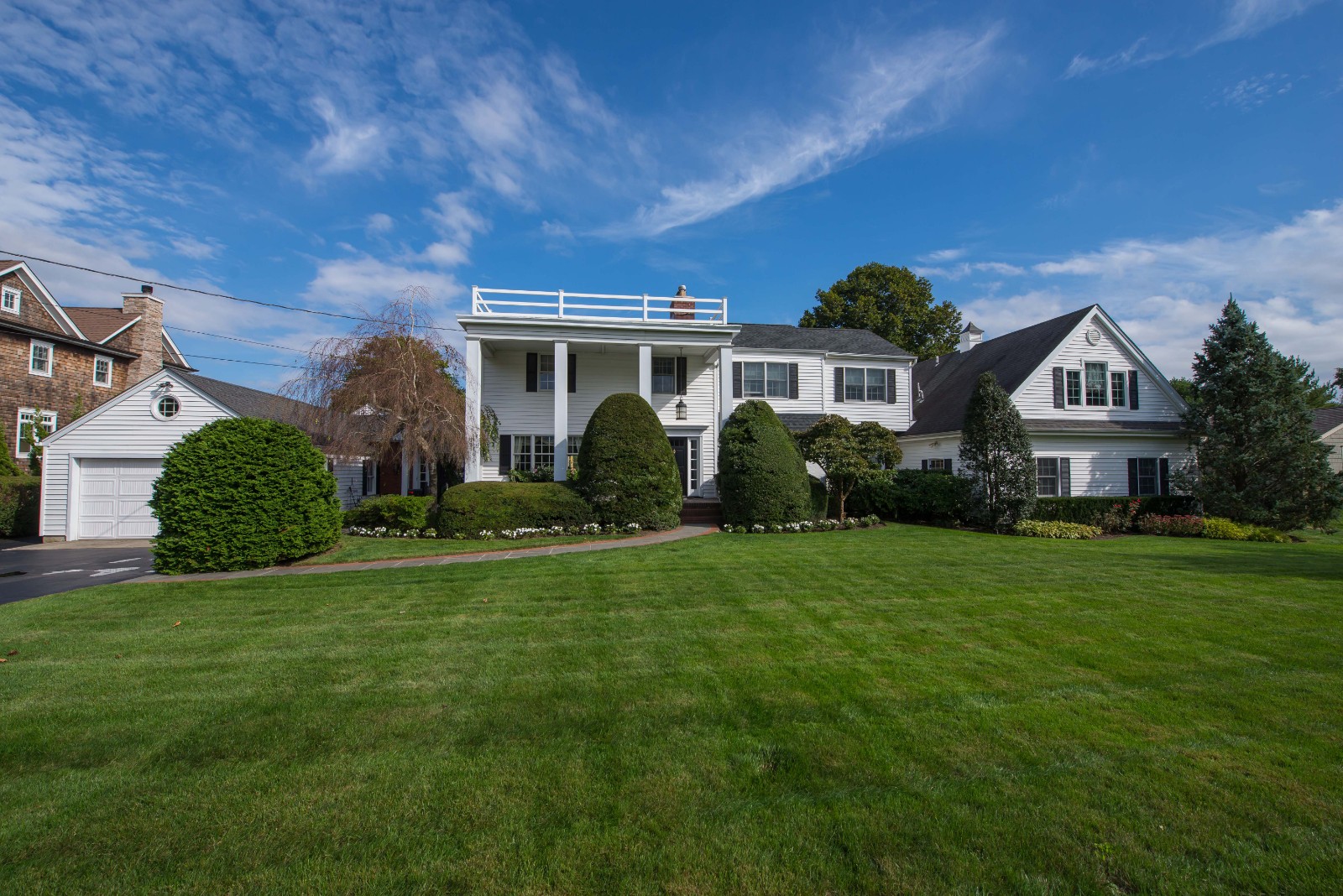 West Islip - Waterfront on Willetts Lane.