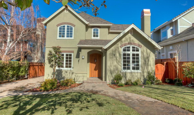 一套迷人的新建筑