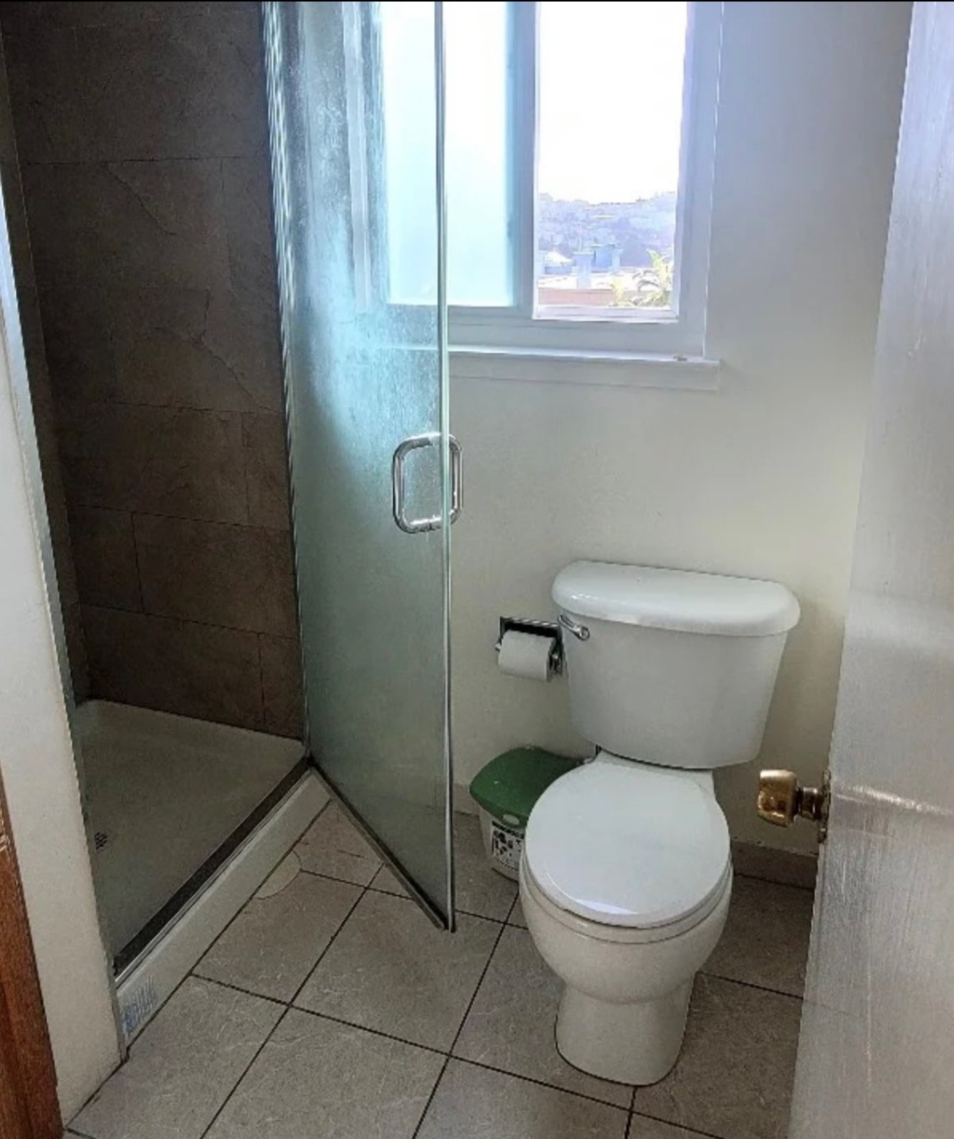 旧金山楼下光猛2房一厅出租,近州立大学,Stonestown