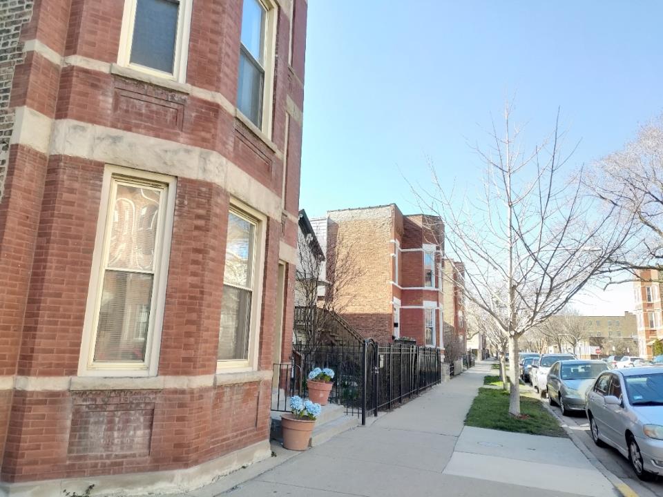 中国城附近2018年全新精装修两房一卫出租