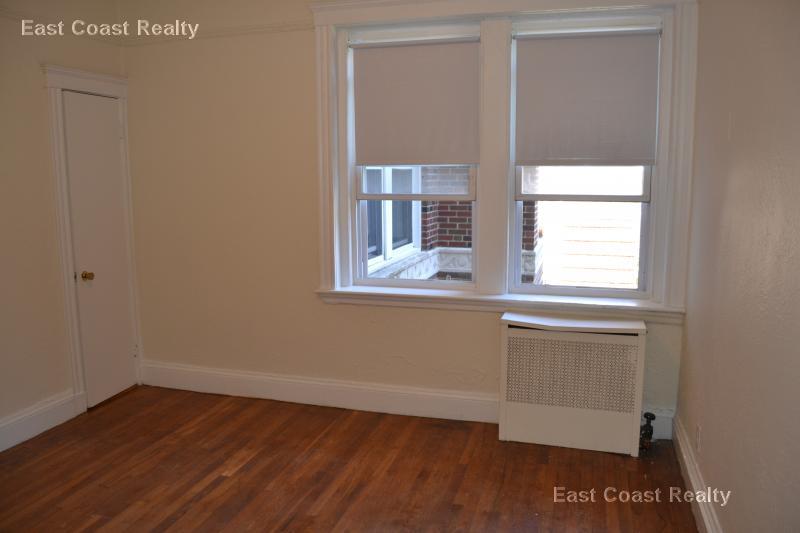 Brighton 精致1室1卫现在出租！包水暖免中介费！