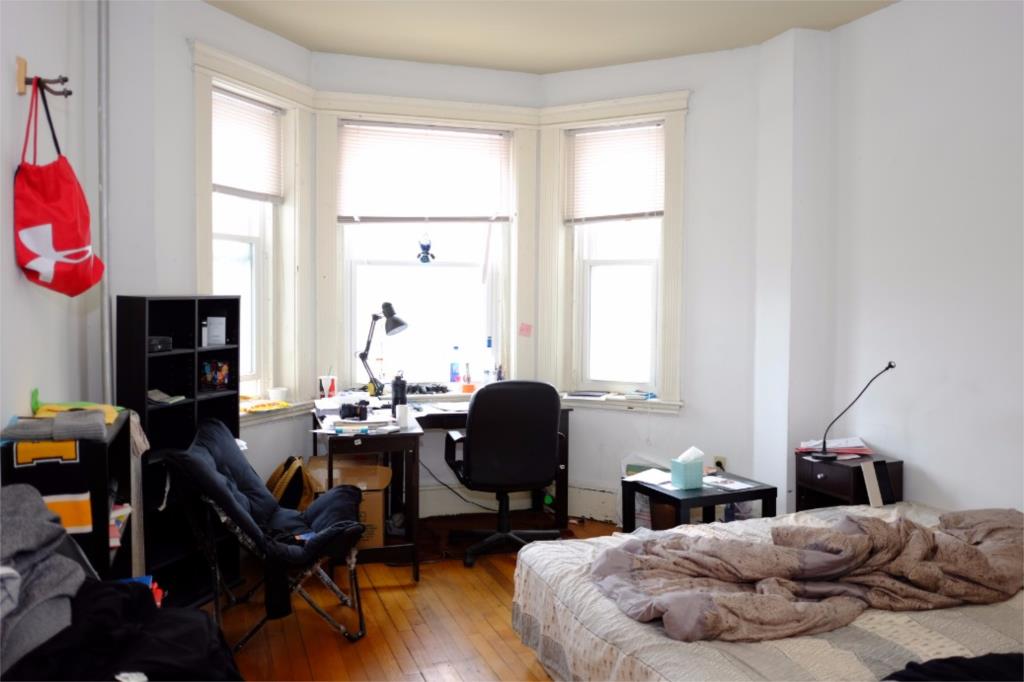 [Fenway/NEU/water heating included/high cost performance] Spacious and bright three-bedroom apartment for rent