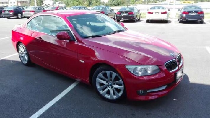 私人出售BMW红色硬顶敞篷