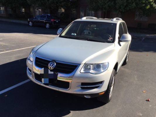 卖车大众途锐2008五万八千迈