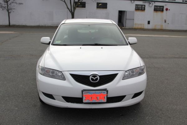 访问学者回国卖车 05 Mazda 6