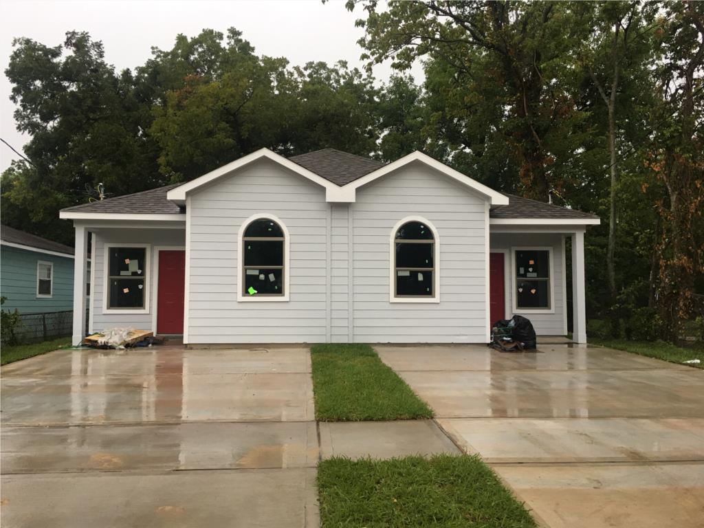 Fully Leased Brand New Duplex - Great Investment!