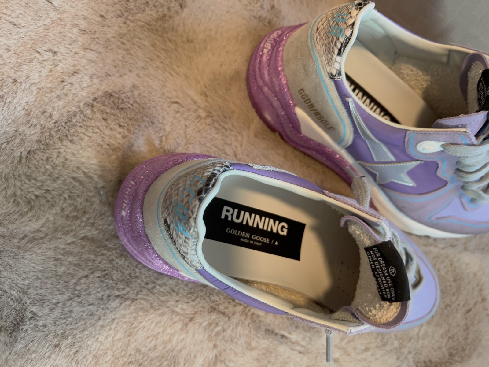 全新小脏鞋6.5 号买错号了甩卖