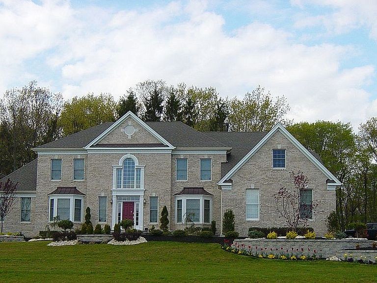 新泽西豪华一家庭出售(近普林斯顿大学)