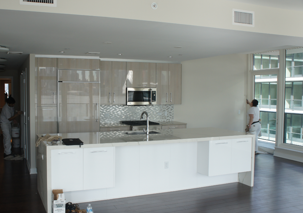 Direct North Eastern Views of Manhattan