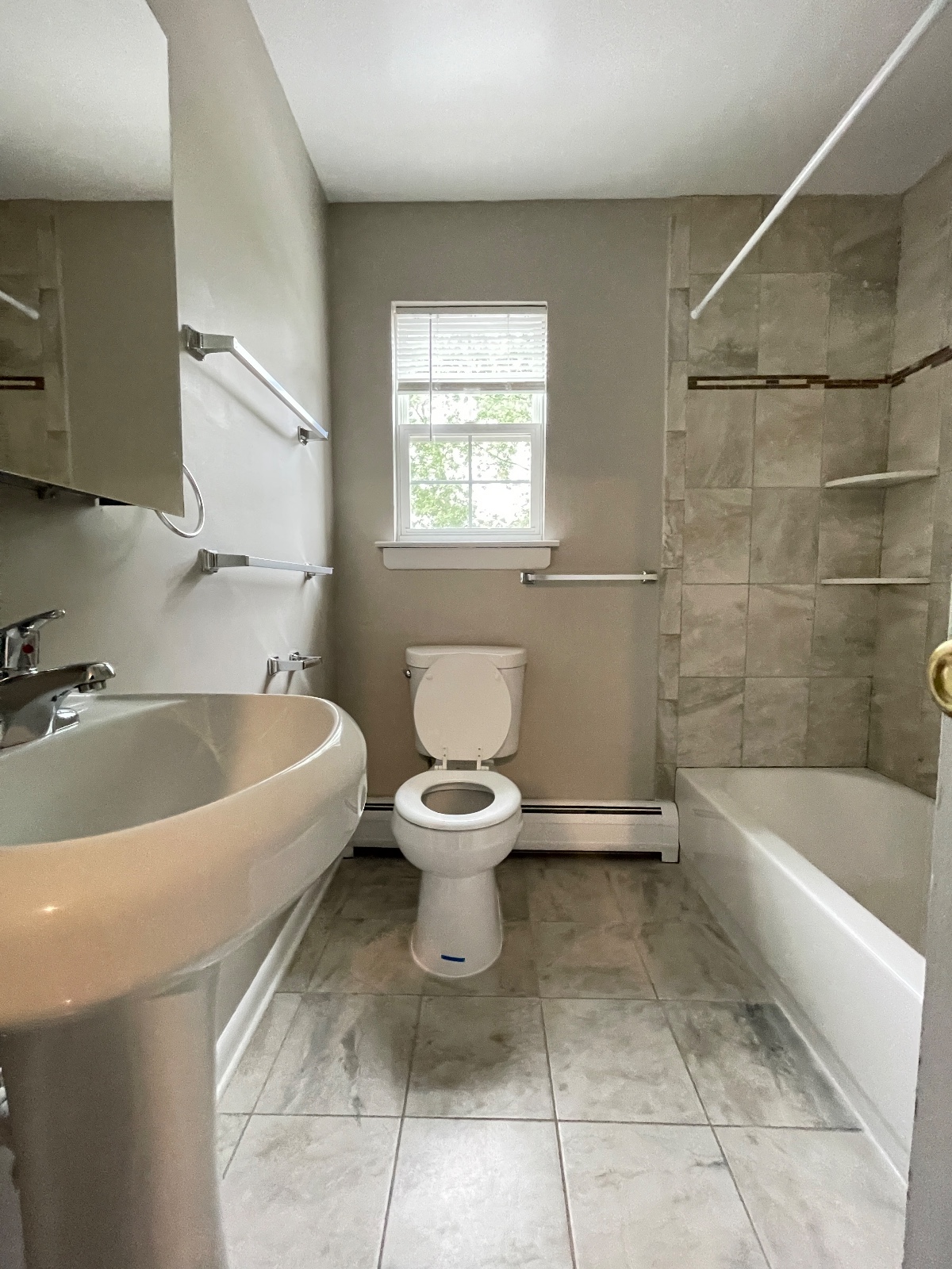 爱迪生公寓招室友